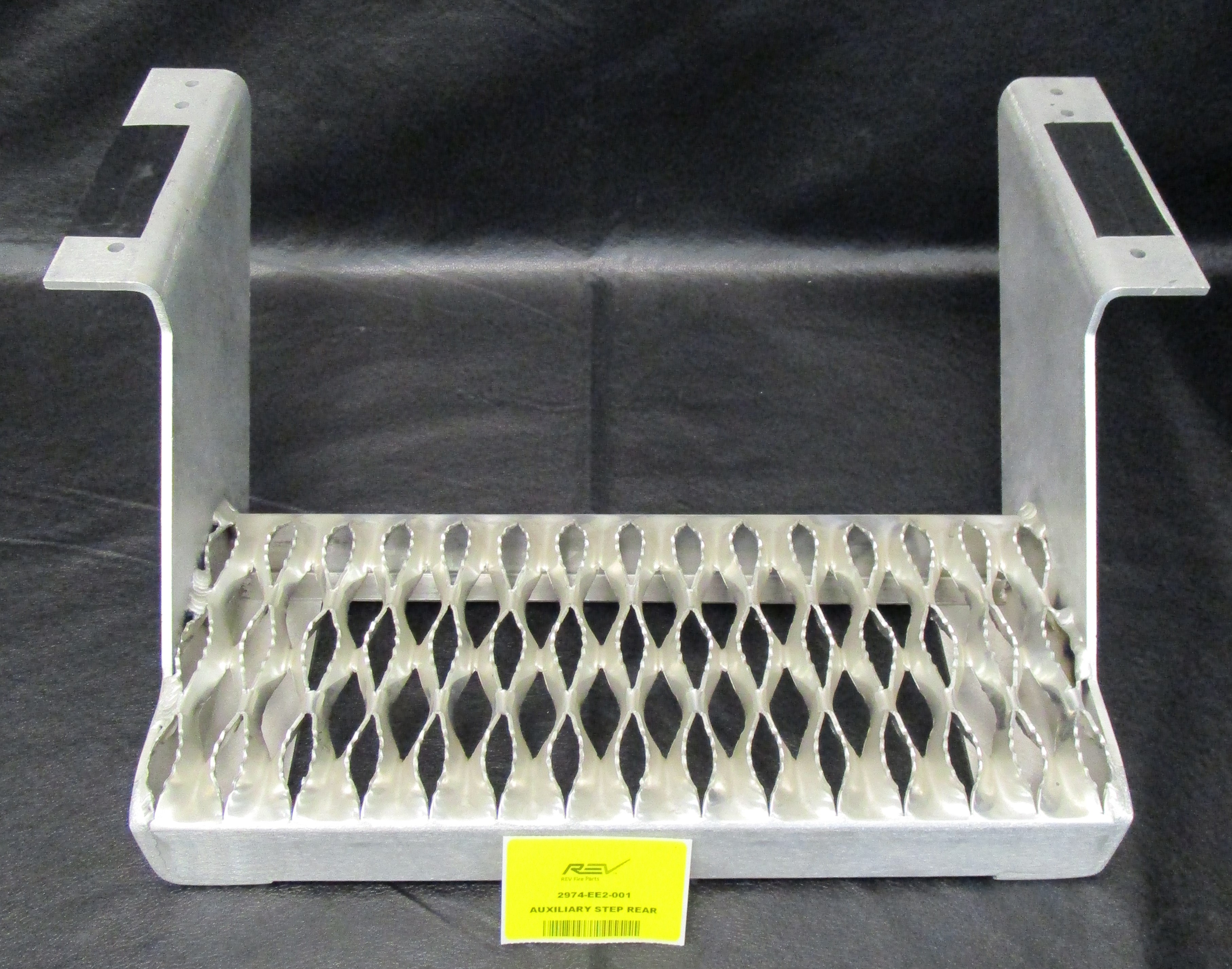AUXILIARY STEP REAR | Fire eStore